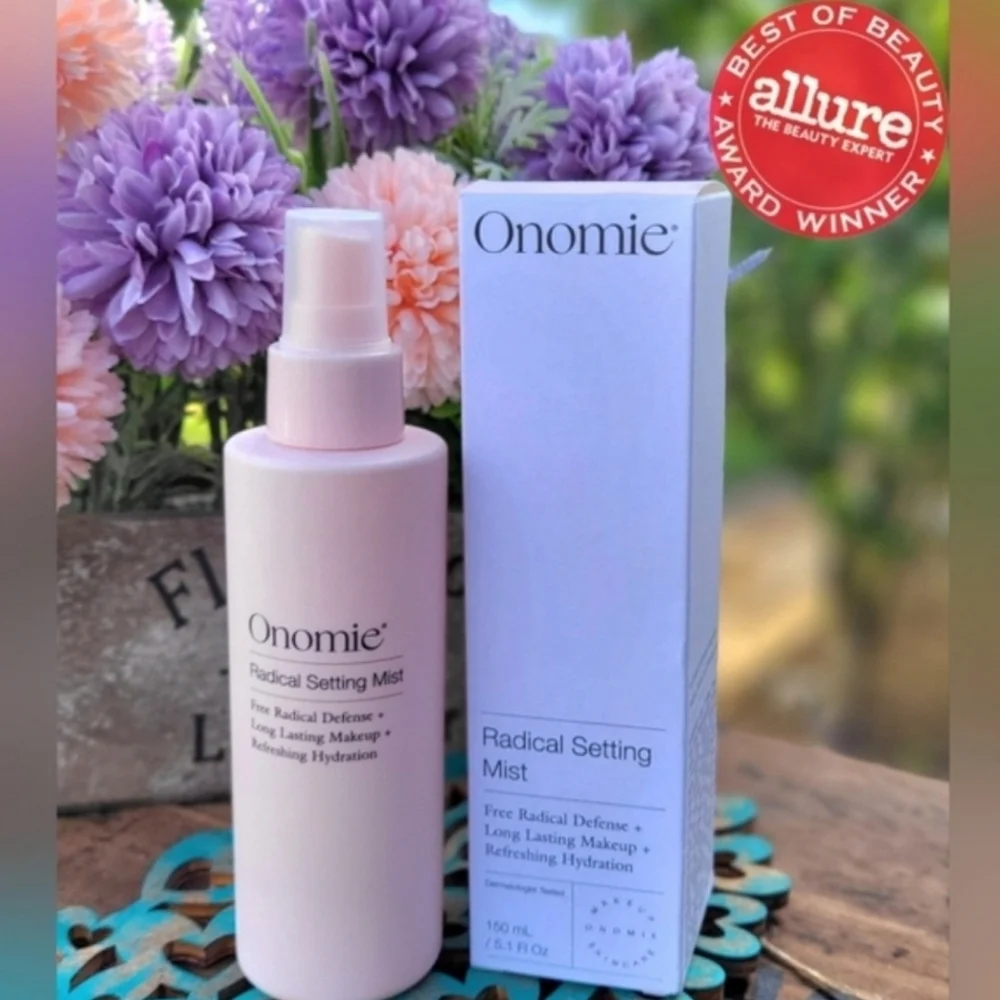 New Revolve ONOMIE Radical Defense Long Lasting Setting Mist 150mL